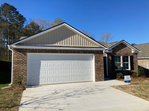 407 Kensington Ln, Rainbow City, AL 35906