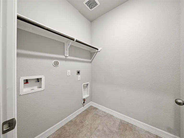 2072 Brookmont Dr — Photo 28