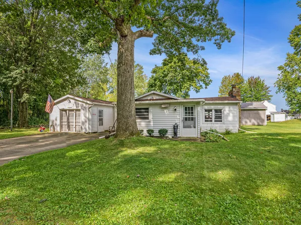 4168 S Highland Dr, Hillsdale, MI 49242
