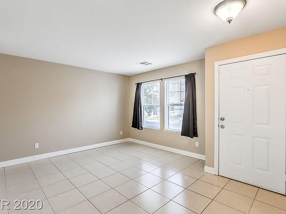 5th image of 5332 N Santa Fe Heights St