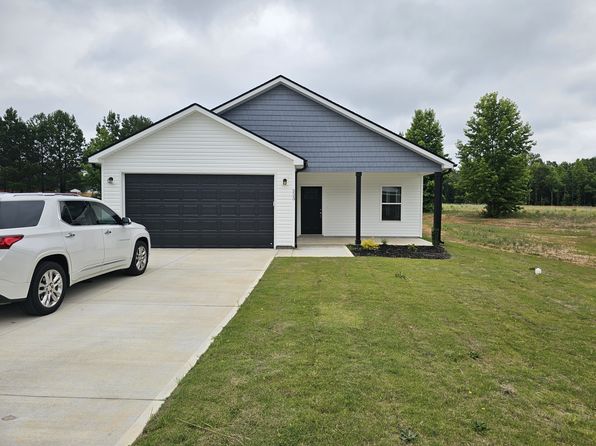 223 Essex Dr