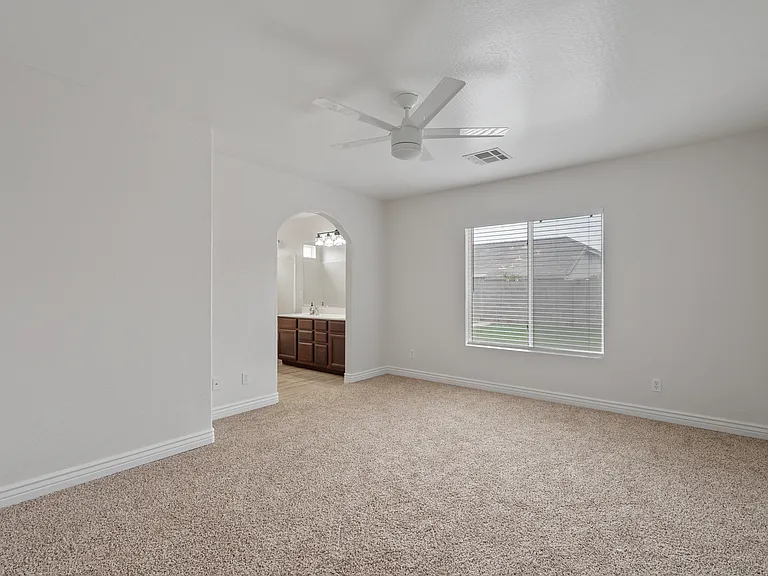 3746 E Magnus Cir — Photo 12
