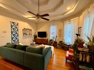 5603 N Clark St APT 3, Chicago, IL 60660