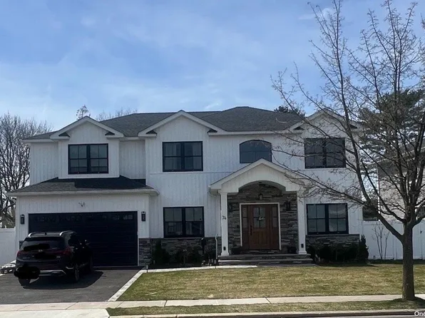 41 Avoca Avenue, Massapequa Park, NY 11762