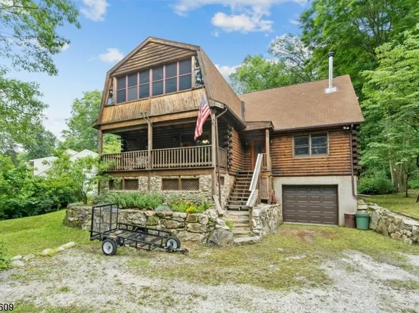 80 Scenic Dr, Vernon Twp., NJ 07419