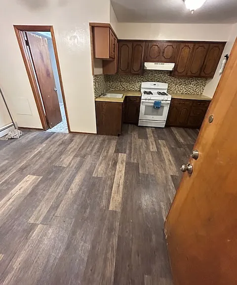 87 Jewell St #1F — Photo 7