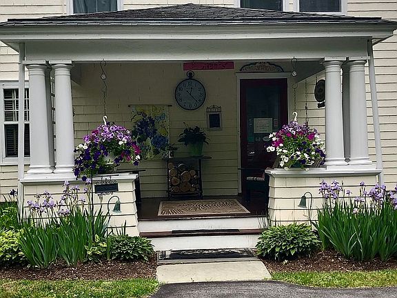 Back house BnB Porch