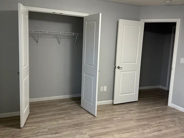 1570 Cedar Creek Dr — Photo 22