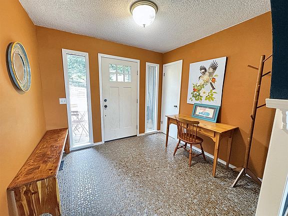 3rd image of 3278 W Southern Ave