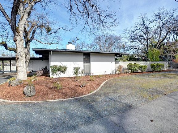5th image of 211 S Groveland Ave