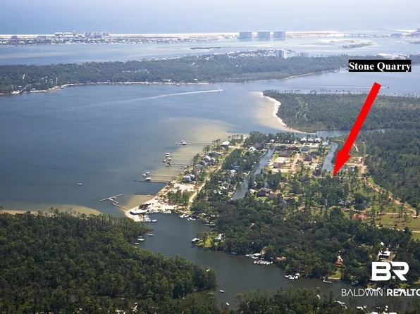 229961 S Quarry Ln, Elberta, AL 36530