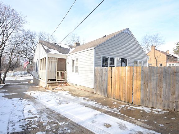 3rd image of 735 Joslyn St