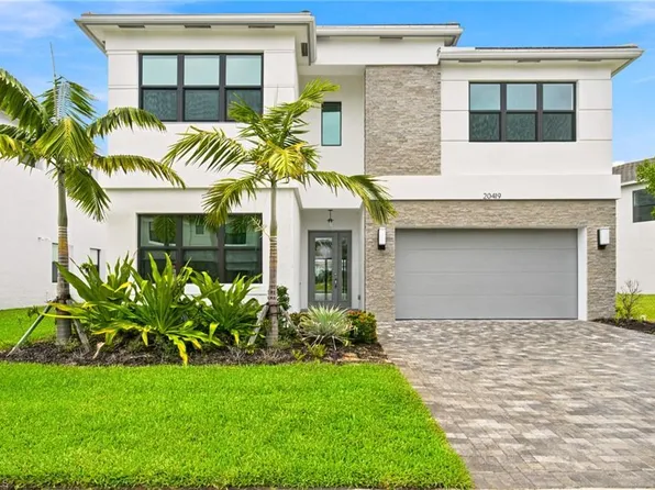20419 Fair Oak LN, ESTERO, FL 33928
