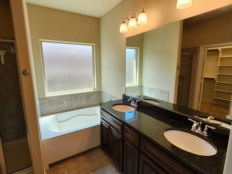 6406 Hall Of Fame Blvd — Photo 14
