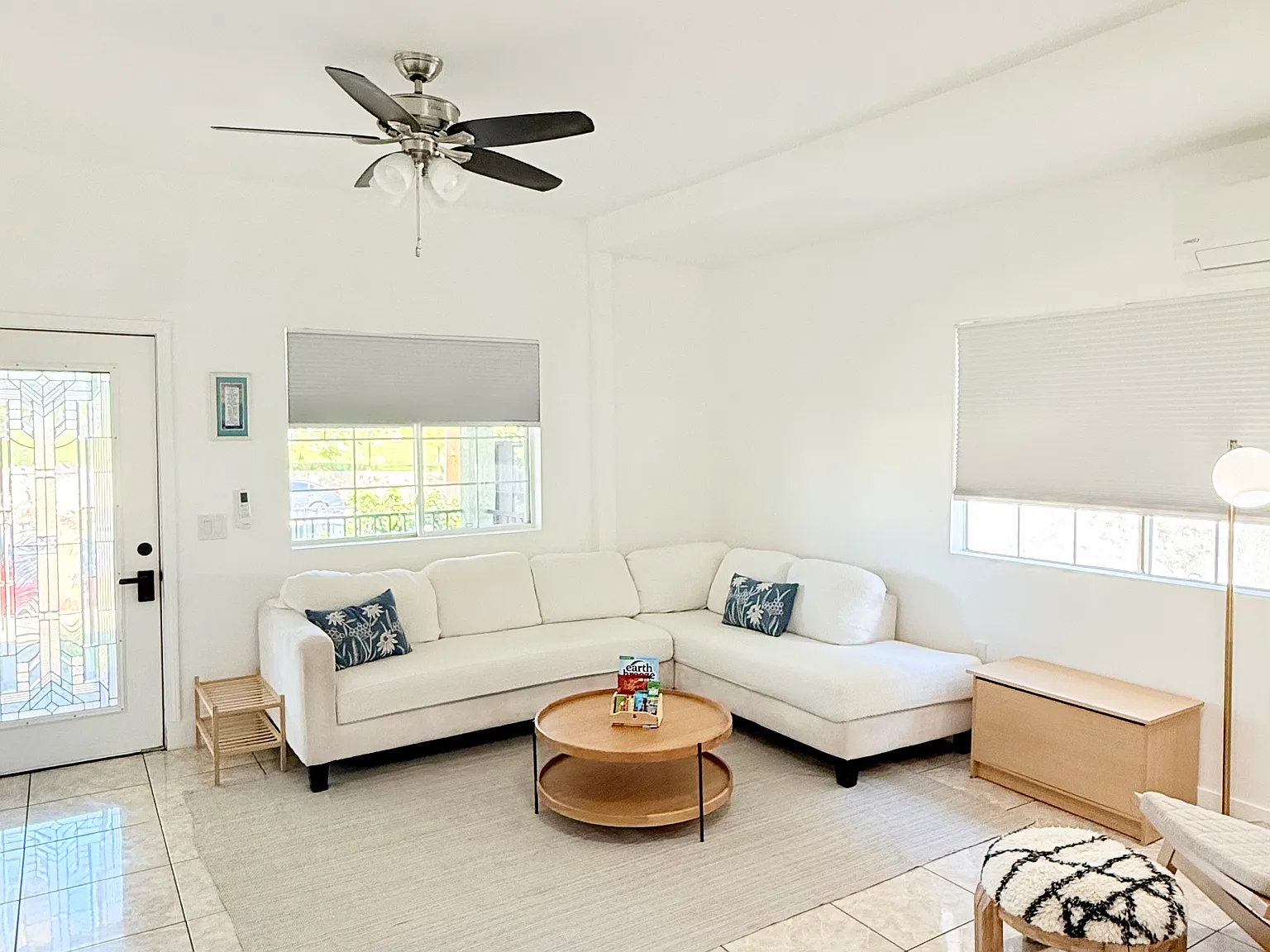 2 bed, 1164 sqft, $2,700 — Photo 4