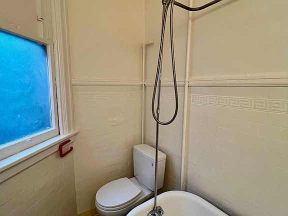 5th image of 513 Bush St APT 42
