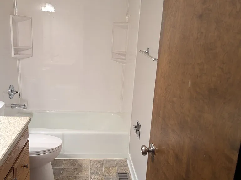 3720 Clover Cir — Photo 5
