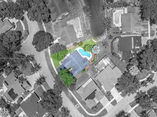 5816 SW 89th Way, Cooper City, FL 33328