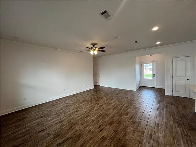 Building Photo - 2708 Volpe Dr