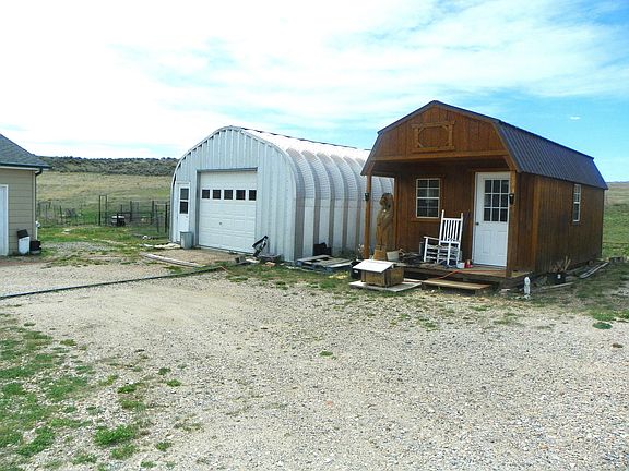 2nd image of 524 Beatty Gulch Rd