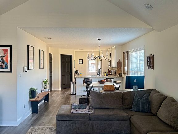 3rd image of 1500 San Bernardino Way