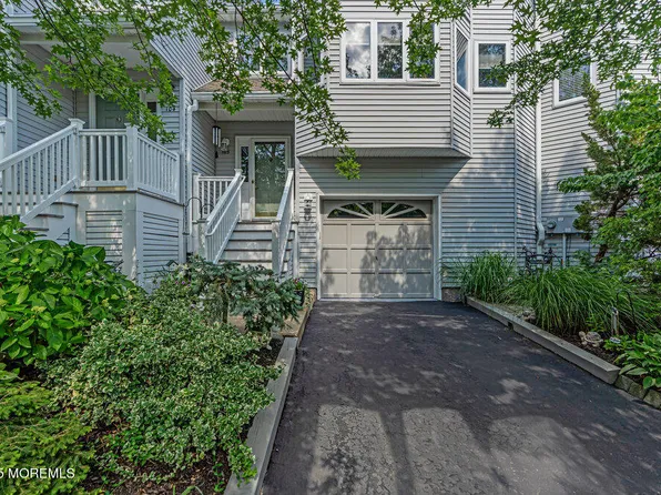 105 Geranium Court, Toms River, NJ 08753