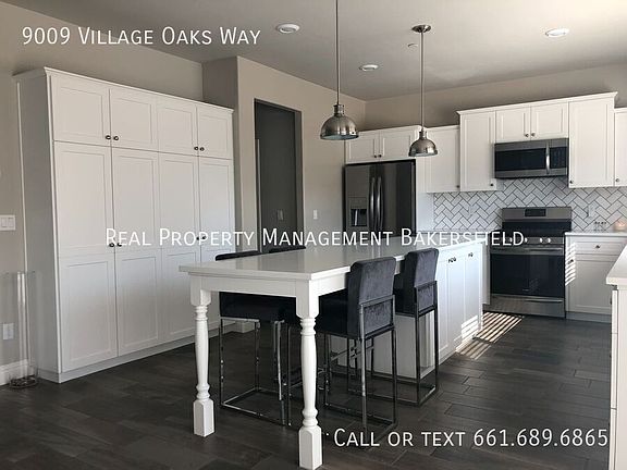 2nd image of 9009 Village Oaks Way