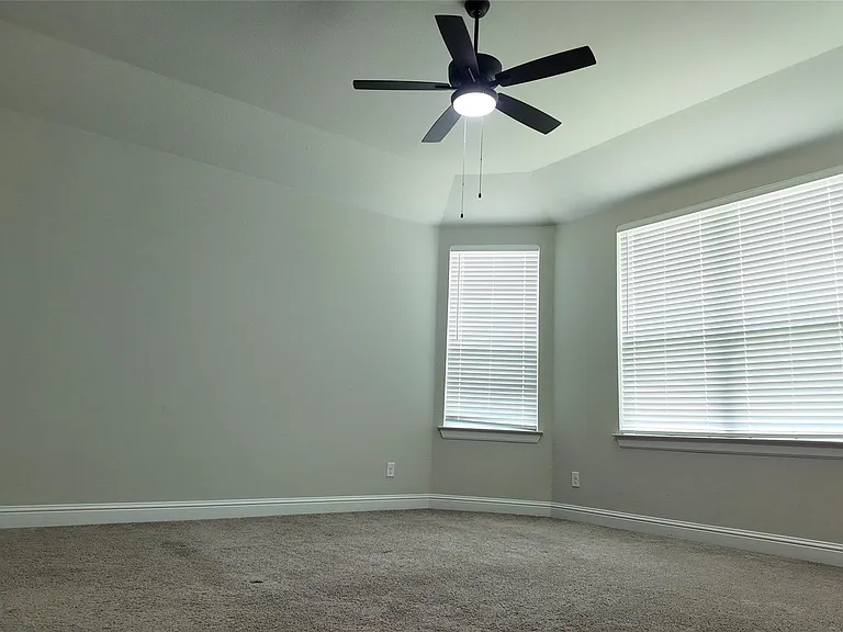 2320 Base Burner Path — Photo 17