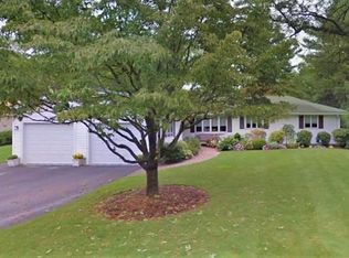 15 Leonard Rd, Framingham, MA 01701