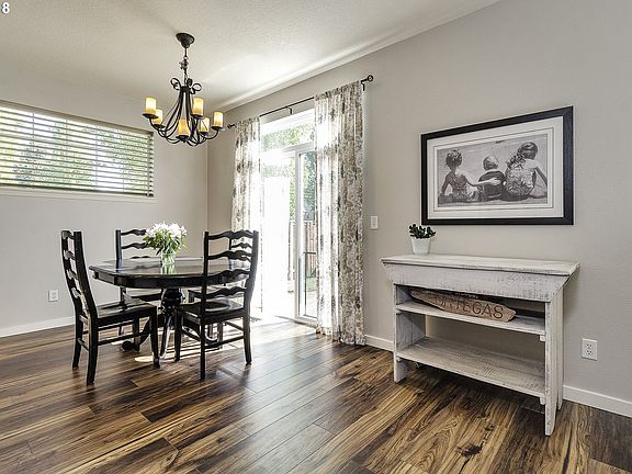 5th image of 1133 SE Portlandia Ave