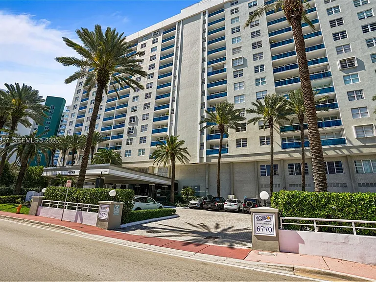 6770 Indian Creek Dr #5M — Photo 27
