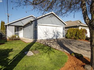 594 Oakdale Ave, Springfield, OR 97477