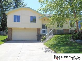15017 Bemis St, Omaha, NE 68154