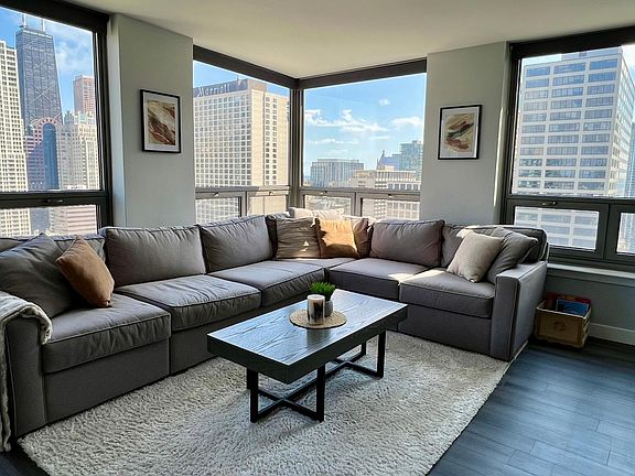 5th image of 440 N Wabash Ave APT 3708