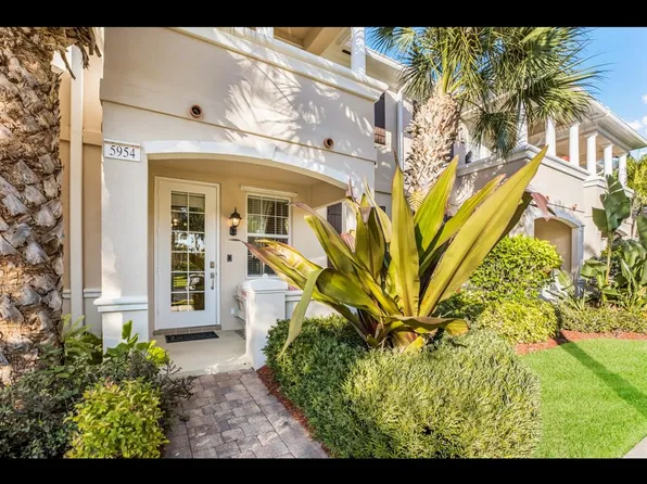 5954 Madrano Dr, Sarasota, FL 34232
