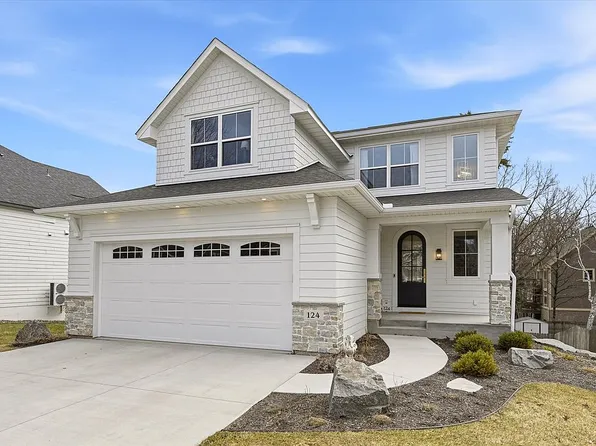 124 Chicago Ave N, Wayzata, MN 55391