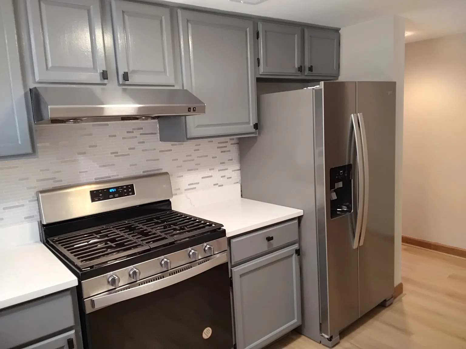 3 bed, 1640 sqft, $2,500 — Photo 2
