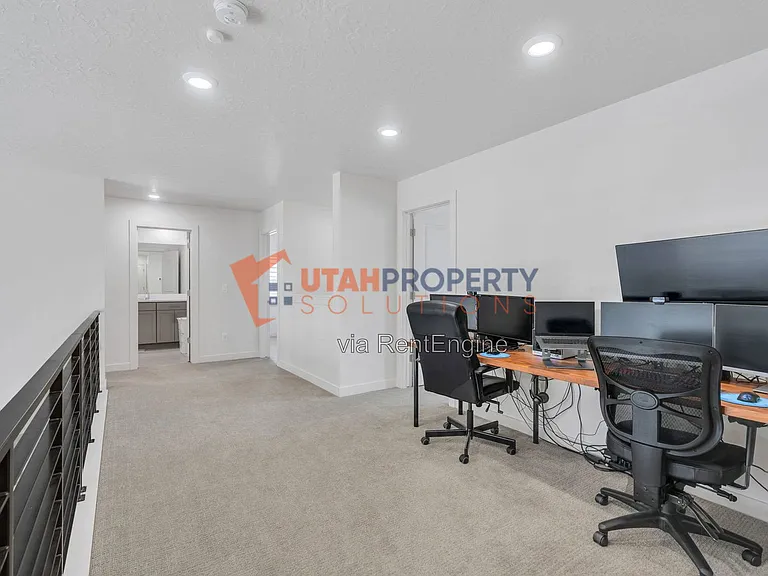 213 W Prickly Pear Dr — Photo 21