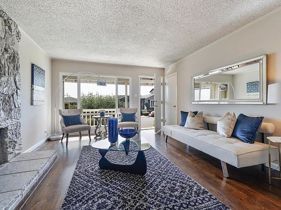 3rd image of 160 Lacrosse Ave