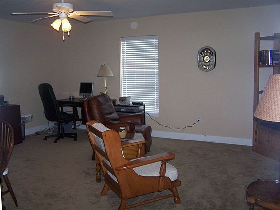 3RD BEDROOM/OFFICE