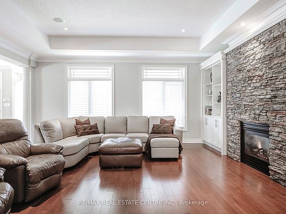 4th image of 4072 Highland Park Dr