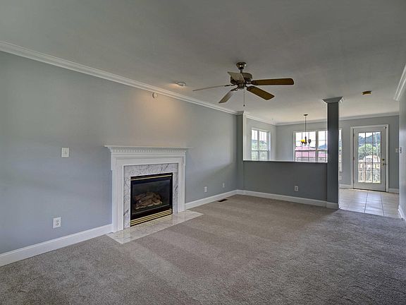 2nd image of 4320 Aylesbury Dr