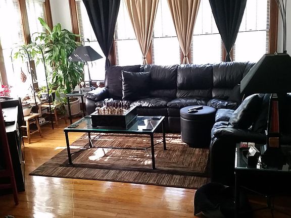 2nd image of 907 Sheridan St #0