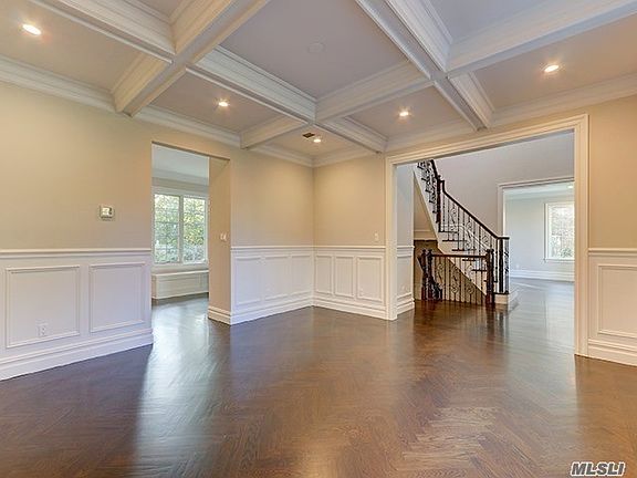 4th image of 90 Percheron Ln