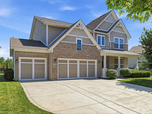 2nd image of 870 Touralosa Dr