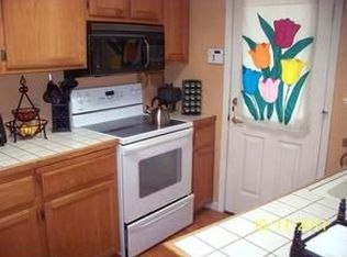 1116 Hampton Rd, Sacramento, CA 95864