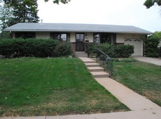 925 Dearborn St, Aurora, CO 80011