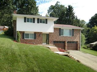 114 Skyview Dr, Greensburg, PA