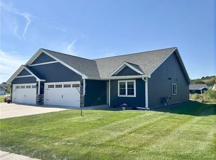 4762 Waylon St, Eau Claire, WI 54703