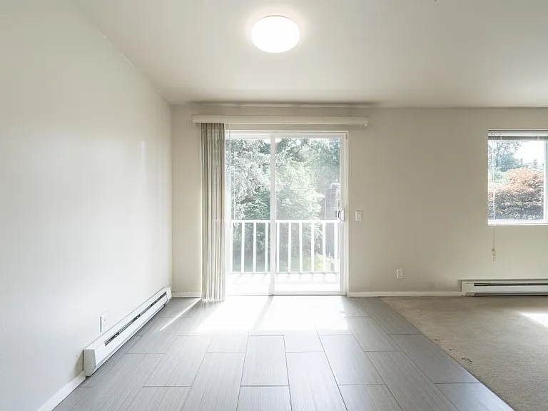 Dining area w/ tons of natural light
